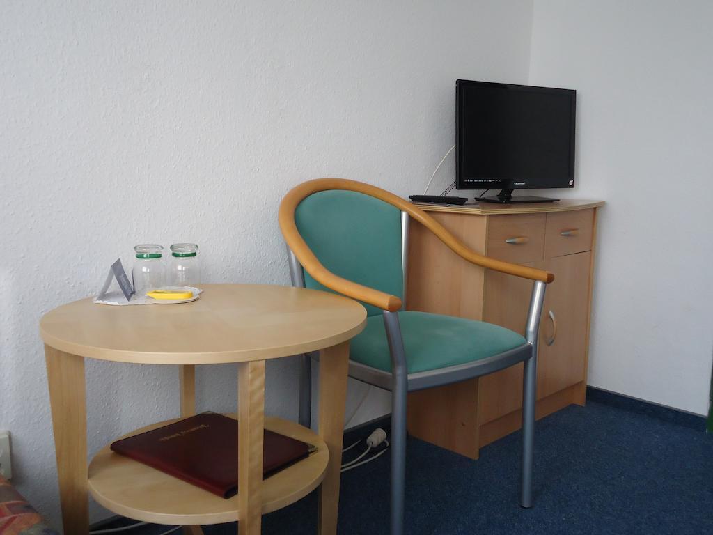 Hotel Central Oberursel Δωμάτιο φωτογραφία
