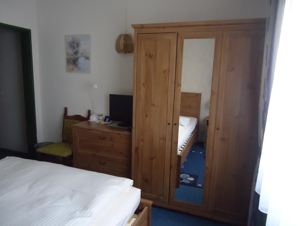 Hotel Central Oberursel Εξωτερικό φωτογραφία
